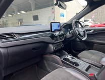 Ford Kuga 2.5 EcoBoost Duratec 14.4kWh ST-Line X SUV 5dr Pet 14