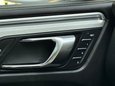 Porsche Macan GTS PDK 44