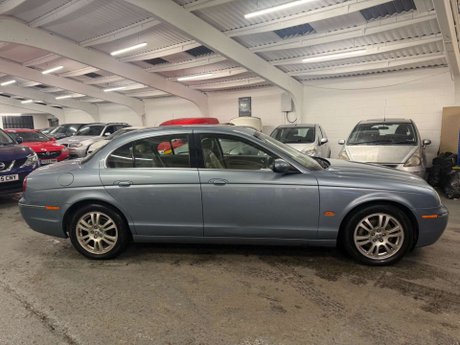 Jaguar S-Type 2.7D V6 4dr 7