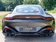 Aston Martin Vantage 4.0 V8 Coupe 17