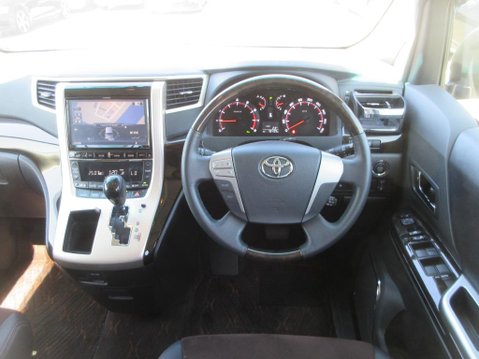 Toyota Alphard 2.4 240S TYPE GOLD + 7 Seats 18