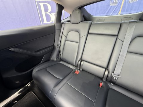 Tesla Model Y (Dual Motor) Long Range SUV 5dr Electric Auto 4WDE (384 bhp) 27