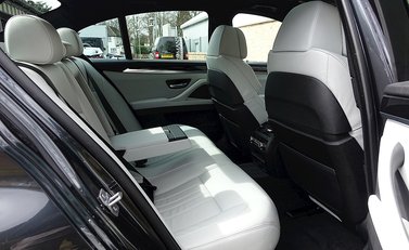 BMW M5 Competition Package 8