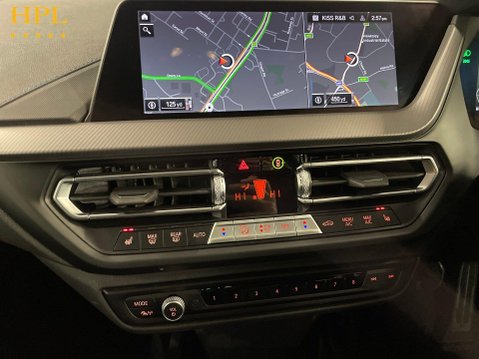 BMW 2 Series 1.5 218i M Sport Saloon 4dr Petrol DCT Euro 6 (s/s) (136 ps) Parking Sensor 18