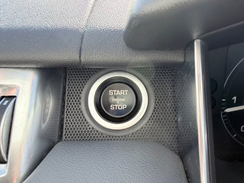 Land Rover Range Rover Sport 3.0 SDV6 HSE DYNAMIC 31