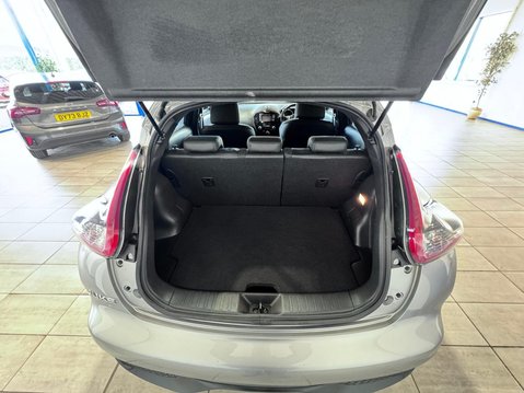 Nissan Juke 1.2 DIG-T N-Connecta Euro 6 (s/s) 5dr 36