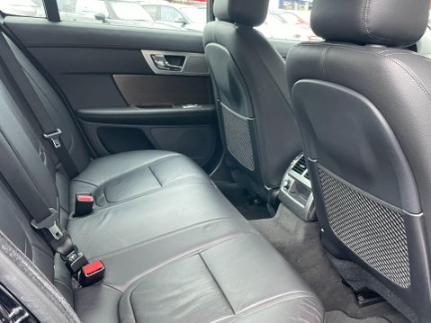 Jaguar XF 2.2d Luxury Auto Euro 5 (s/s) 4dr 18