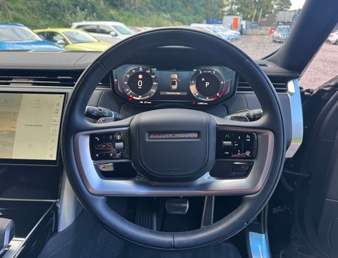 Land Rover Range Rover 3.0 Range Rover SE D MHEV Auto 4WD 5dr 44