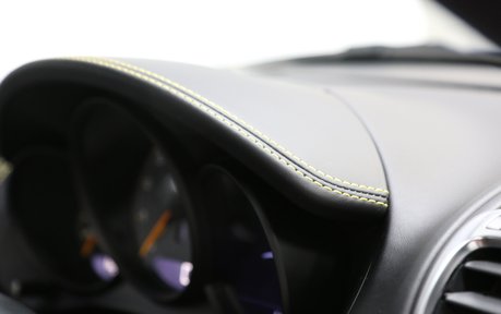 Porsche Cayman GT4 - One Owner - Full Porsche Service History 29