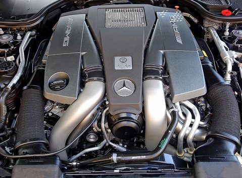 Mercedes-Benz SL Class SL63 AMG 31