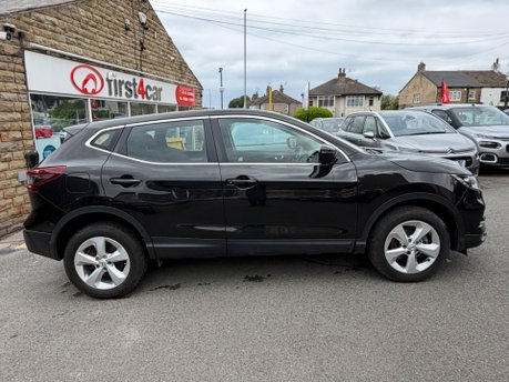 Nissan Qashqai DIG-T ACENTA PREMIUM 8