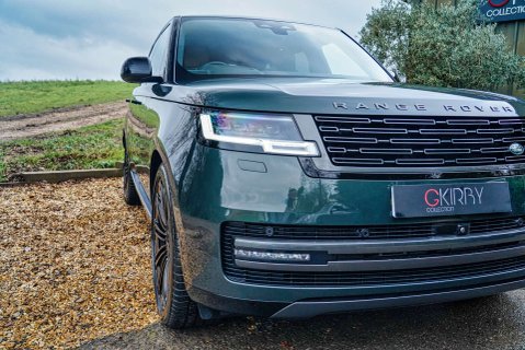 Land Rover Range Rover D300 SE 21