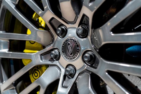 Land Rover Range Rover Sport SV EDITION ONE. FULL SATIN PPF. CARBON CERAMIC BRAKES. SLIDING PANO ROOF. 12