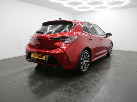 Toyota Corolla 2.0 VVT-h Design CVT Euro 6 (s/s) 5dr 5