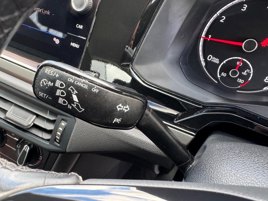 2019 Volkswagen Polo — image 22