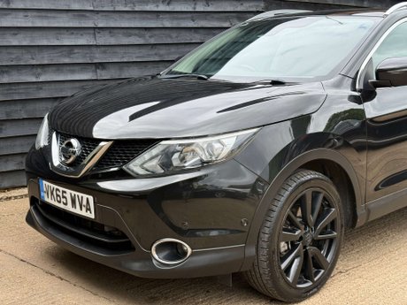 Nissan Qashqai 1.6 Qashqai Tekna dCi CVT 5dr 32