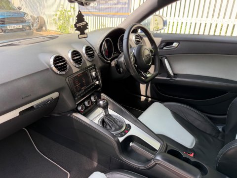 Audi TT TTS TFSI QUATTRO 25