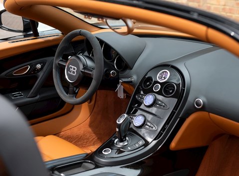 Bugatti Veyron Grand Sport Vitesse 17