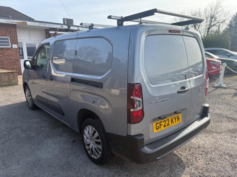 Peugeot Partner BLUEHDI PROFESSIONAL PREMIUM L2 12