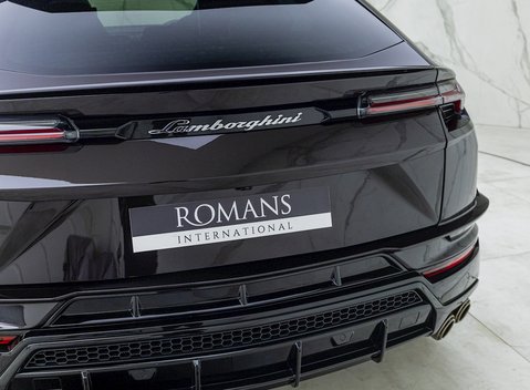 Lamborghini Urus S 30