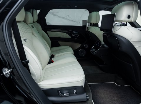 Bentley Bentayga V8 AZURE EWB First Edition 20