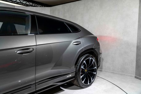 Lamborghini Urus V8 S. NOW SOLD. SIMILAR REQUIRED. PLEASE CALL 01903 254800. 23