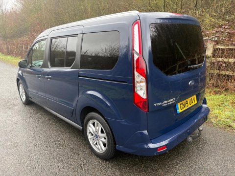 Ford Grand Tourneo Connect TITANIUM TDCI 12