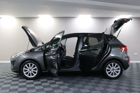 Ford Fiesta TITANIUM 6