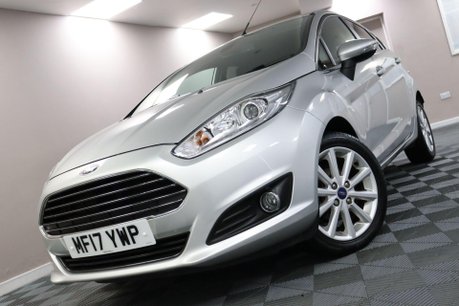 Ford Fiesta TITANIUM 32