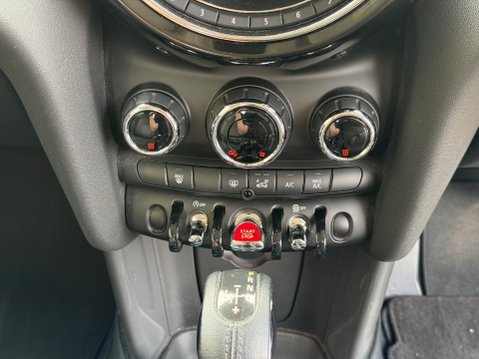 Mini Hatch COOPER 12