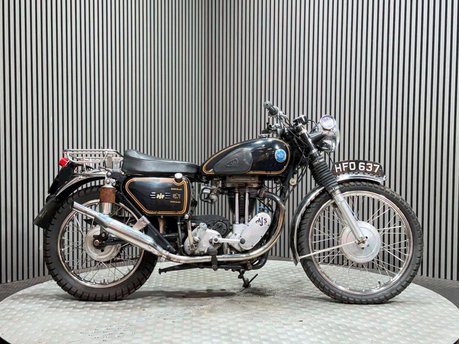 Ajs 