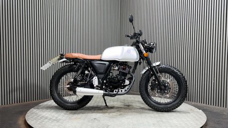 Mutt Akita 2020 ONLY 1K VERY CLEAN EXAMPLE MOT OCTOBER 2027 125CC 1