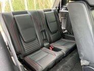 Land Rover Discovery Sport 2.0 Discovery Sport R-Dynamic HSE Auto 4WD 5dr 45