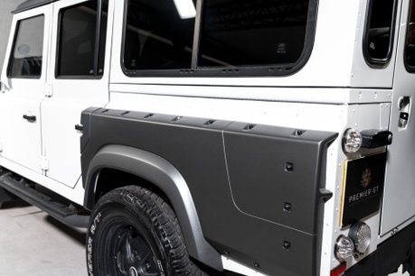 Land Rover Defender CHELSEA TRUCK CO. NOW SOLD. SIMILAR REQUIRED. PLEASE CALL 01903 254800. 39