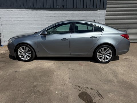 Vauxhall Insignia 2.0 CDTi SRi Nav Auto Euro 5 5dr 5