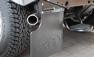 Land Rover Defender 90 TD XS Station Wagon 27