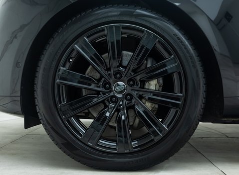 Land Rover Range Rover D350 SE 24