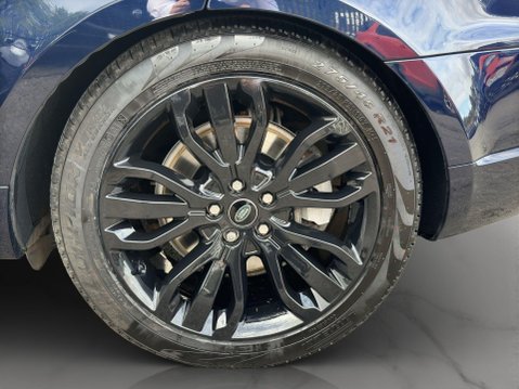 Land Rover Range Rover Sport HSE DYNAMIC MHEV 24