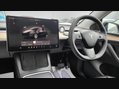 Tesla Model Y LONG RANGE AWD 11