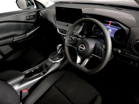 Nissan Juke 1.0 DIG-T Acenta Premium SUV 5dr Petrol DCT Auto Euro 6 (s/s) (114 ps) Cru 12