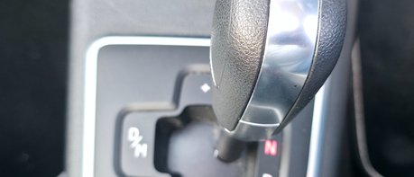 Volkswagen Up HIGH UP.. AUTOMATIC.. GLASS E/SUNROOF.10 MAIN DEALER SERVICES..ONE OWNER..  1