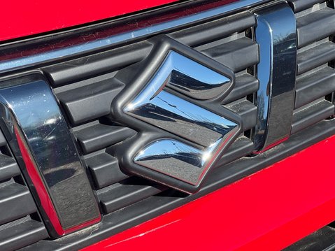 Suzuki Vitara SZ-T BOOSTERJET MHEV 13