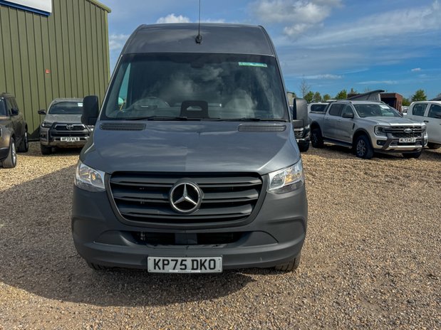 Mercedes-Benz Sprinter AUTO LWB L3H2 High Roof 315 Pro Air Con Sensors EURO 6 3