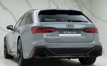 Audi RS6 Avant Carbon Black 3