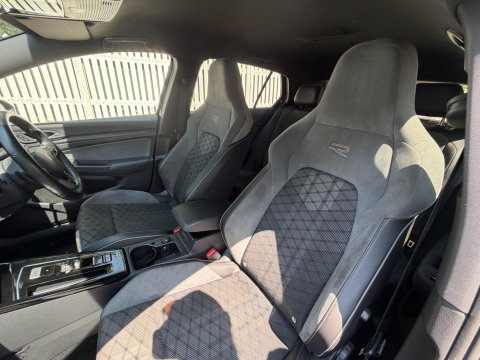 Volkswagen Golf R-LINE ETSI DSG 56