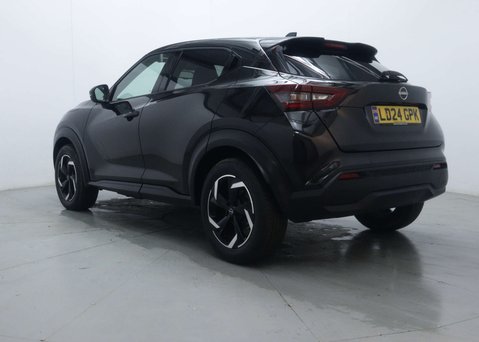 Nissan Juke 1.0 Juke N-Connecta DiG-T Semi-Auto 5dr 9