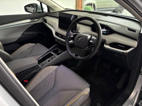 Skoda Enyaq iV 62kWh 60 Auto 5dr (DC120kW) 32