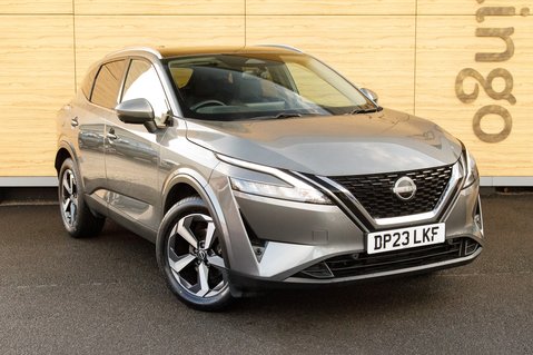 Nissan Qashqai DIG-T N-CONNECTA MHEV 1