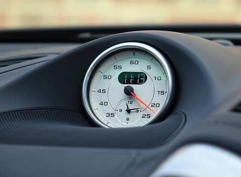 Porsche Cayenne Turbo S 4