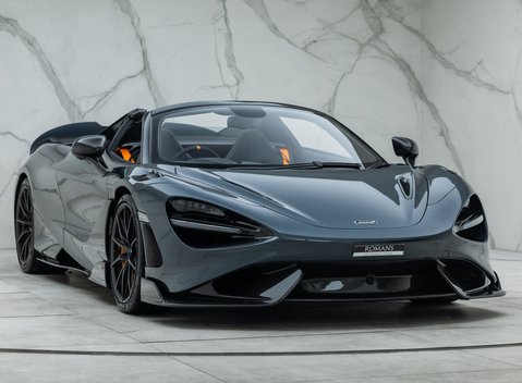 McLaren 765LT Spider 13